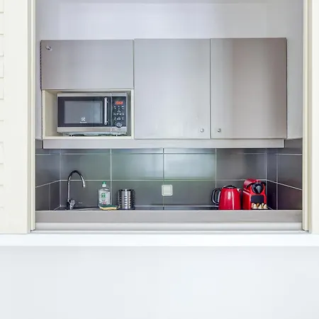 7 Min Walk Metro Line 1-la Defense Charras Apartment *